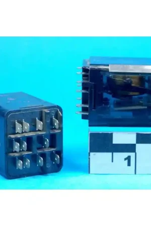 RBM CONTROLS - KU93-4030 - HN61KL030B - Relay, AC 3PDT 10Amp 24VAC. Used. Trending
