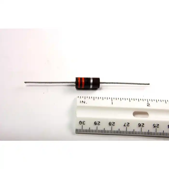Editor’s Pick STACKPOLE - RC42GF330K - Resistor, CC. 33 Ohm 2W. Package of 10.
