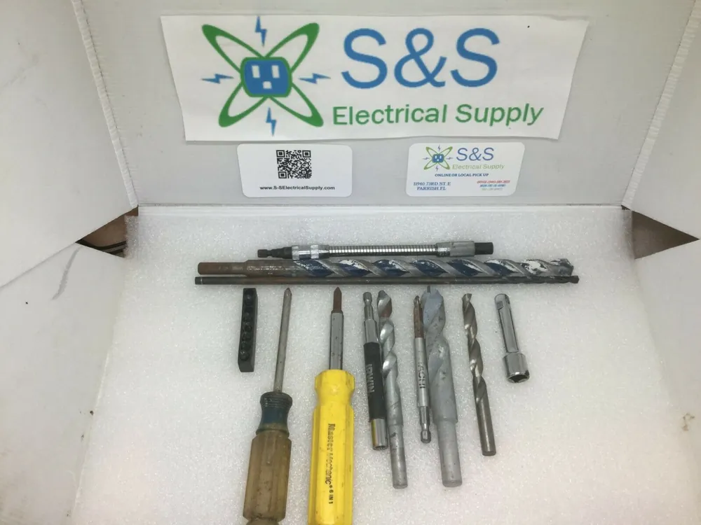 Shop Now Lot Of 12 Tools Drill Bits And Screwdrivers