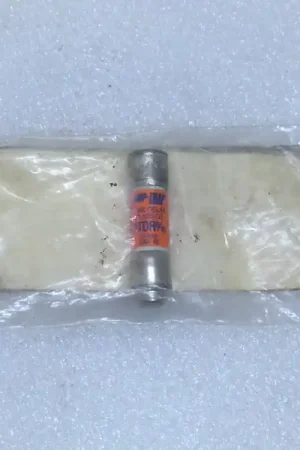 Ferraz Shawmut Amp Trap ATDR8/10 8/10 Amp 600V Time Delay Class CC Fuse Hot Picks